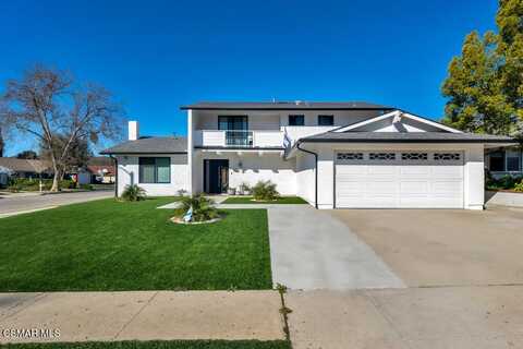 11 Pinewood Ave, Oak Park, CA 91377