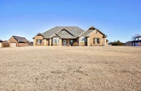 12 Chisholm Ln, Enid, OK 73703