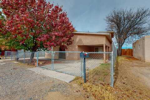 3129 Cypress Drive SW, Albuquerque, NM 87105