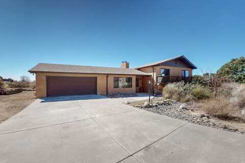 21 CEDAR HILL Road NE, Albuquerque, NM 87122