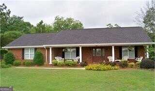 306 S Terrell, Metter, GA 30439