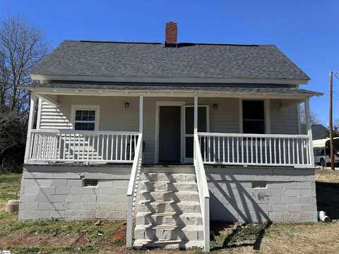 10 Finley Street, Pelzer, SC 29669