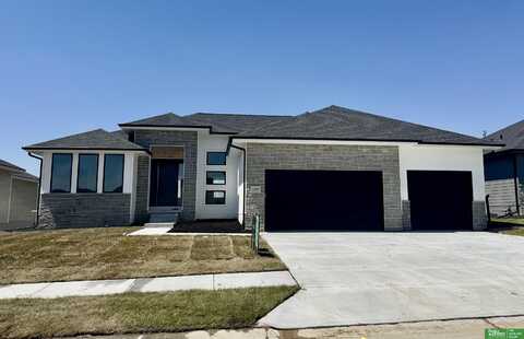 5444 N 212th Street, Elkhorn, NE 68022