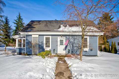 810 Allegan Street, Saugatuck, MI 49453