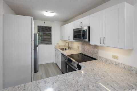 98-351 KOAUKA Loop, Aiea, HI 96701