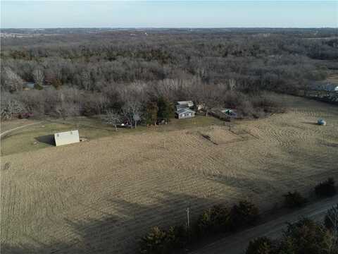 30405 Oak Grove Road, Paola, KS 66071