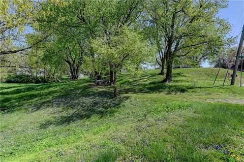 325 A Street, Saint Joseph, MO 64501