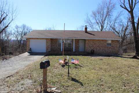 1752 HWY C, Bonnots Mill, MO 65016