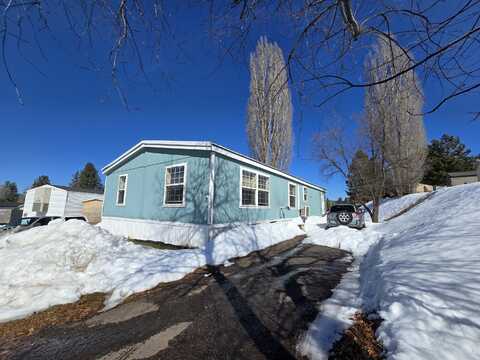 4000 Round Lake Road, Klamath Falls, OR 97601