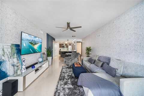 undefined, Miami, FL 33132