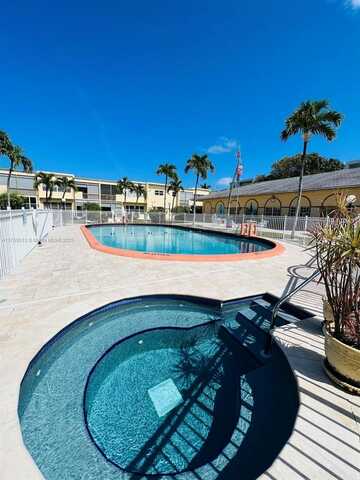 851 NE 14th Ave, Hallandale Beach, FL 33009