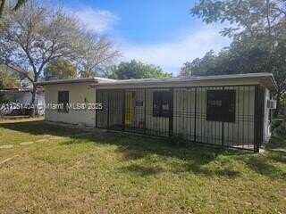 undefined, North Miami, FL 33161