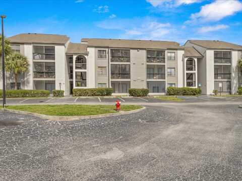 2230 CASCADES BOULEVARD, KISSIMMEE, FL 34741