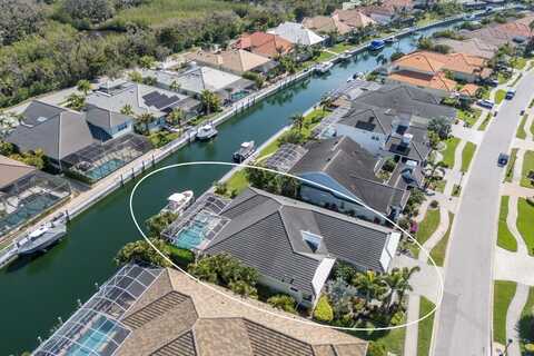 581 MAST DRIVE, BRADENTON, FL 34208