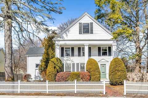 84 Main St, Hopkinton, MA 01748