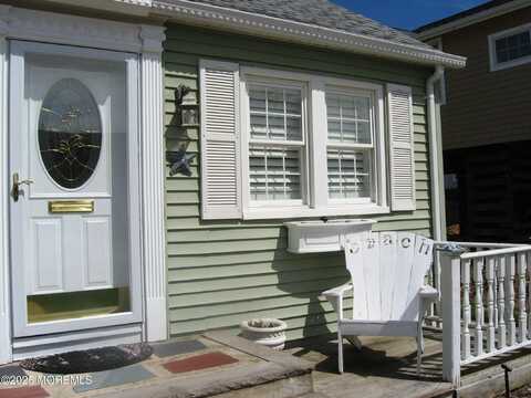 213 Laurel Court, Point Pleasant Beach, NJ 08742