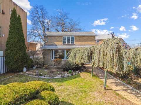 17-02 Clintonville Street, Whitestone, NY 11357
