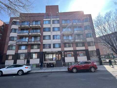 136-46 41 Avenue, Flushing, NY 11355