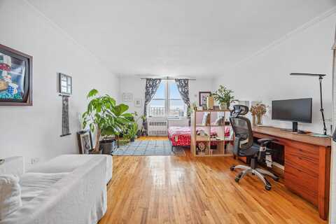 50-22 40th Street, Sunnyside, NY 11104