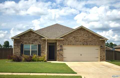 129 Blackburn Trace, Huntsville, AL 35811