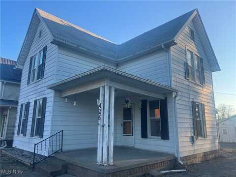 426 N 8th Street, Coshocton, OH 43812