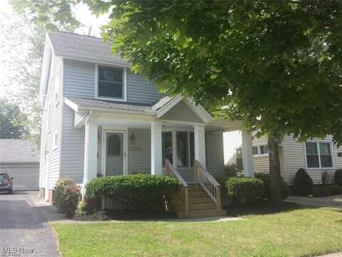 19529 Shoreland Avenue, Rocky River, OH 44116