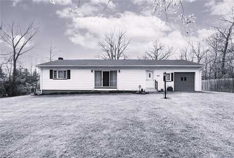 12656 Youngstown Pittsburgh Road, Petersburg, OH 44454