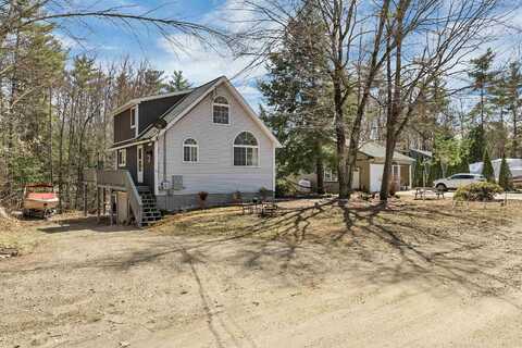 65 Glen Forest Drive, Moultonborough, NH 03254