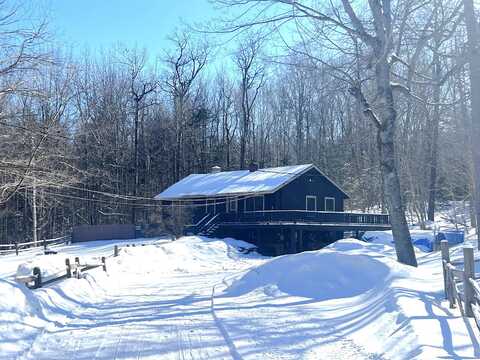 10 valley Road, Gorham, NH 03581