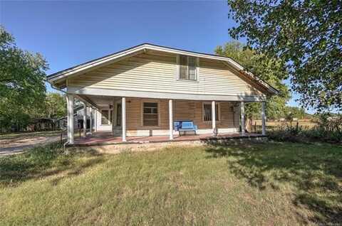 1824 N Morton Avenue, Okmulgee, OK 74447