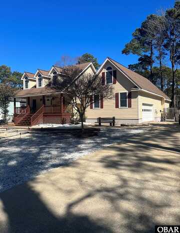 28 Duck Woods Drive, Southern Shores, NC 27949