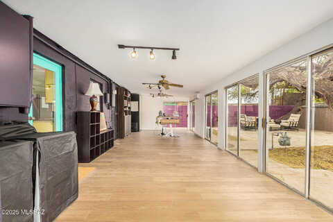 21St, TUCSON, AZ 85716
