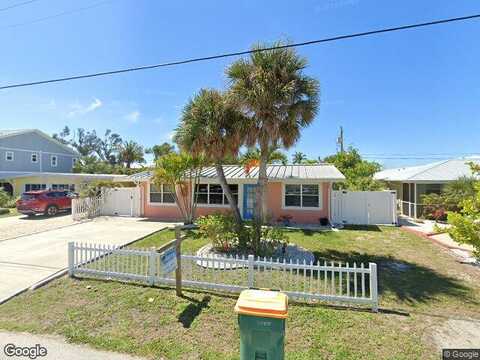 Holiday, ENGLEWOOD, FL 34223