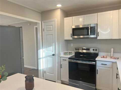 Pinecrest, FOREST PARK, GA 30297