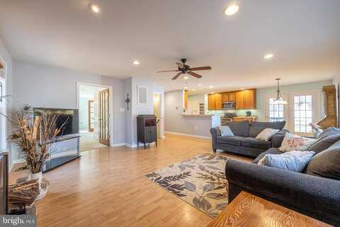 Lakeshore, LOUISA, VA 23093