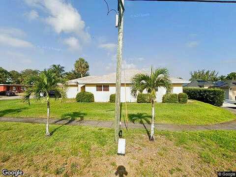 1St, DEERFIELD BEACH, FL 33441