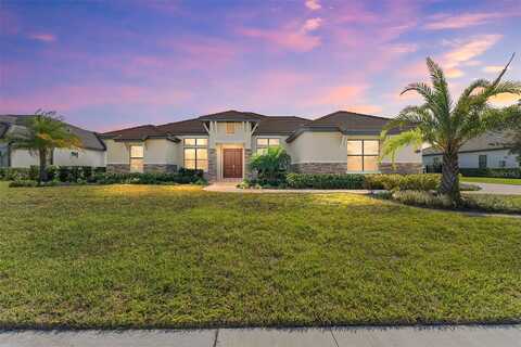 Red Tail, SORRENTO, FL 32776