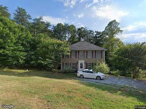 Old Farmhouse, MONETA, VA 24121