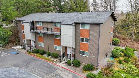 Clark, ISSAQUAH, WA 98027