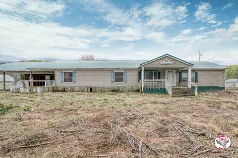 318 Delta Country Ln, Livingston, TN 38570