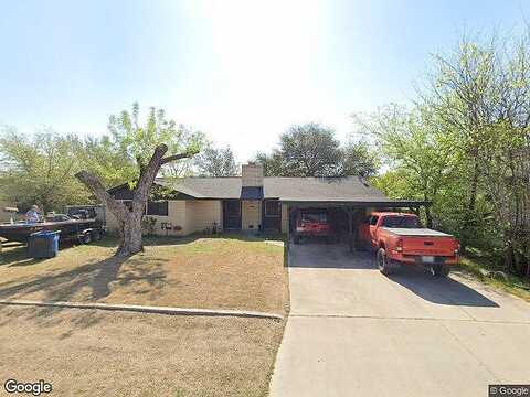 Washington, DEVINE, TX 78016