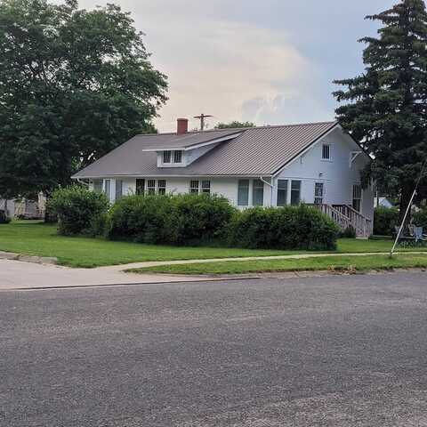 309 Main Street, Lewellen, NE 69147