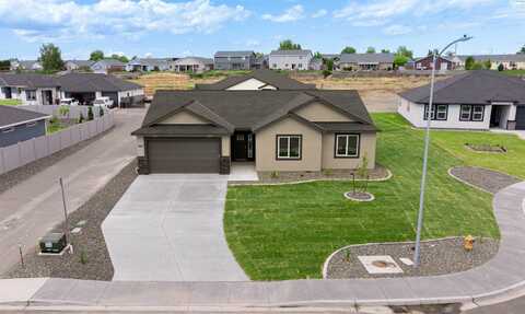 9409 Balflour Ct, Pasco, WA 99301