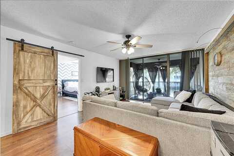 8592 W Sunrise Blvd, Plantation, FL 33322