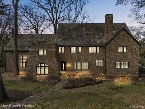 19551 Burlington Drive, Detroit, MI 48203