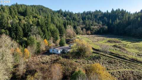 45275 HIGHWAY 242, Myrtle Point, OR 97458