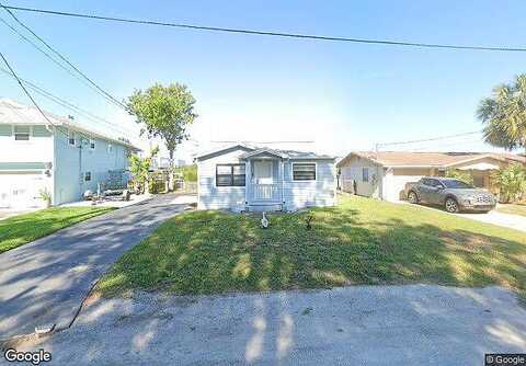 Birch St, Hudson, FL 34667