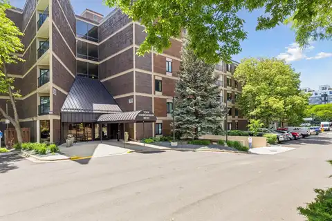 York Avenue S #223, Edina, MN 55435