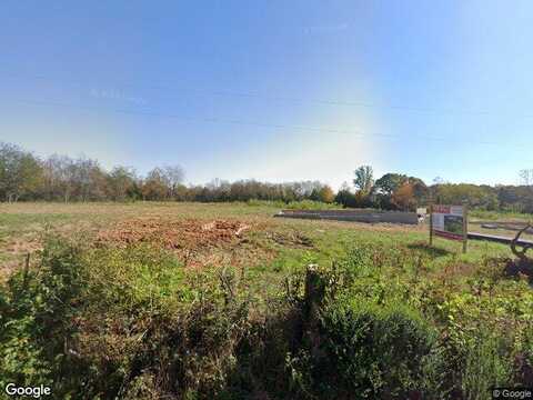 Hickory Cove Ln, Moneta, VA 24121