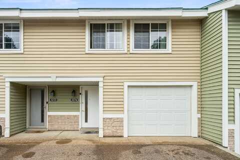 Valley Ridge Drive #40, Eagan, MN 55121